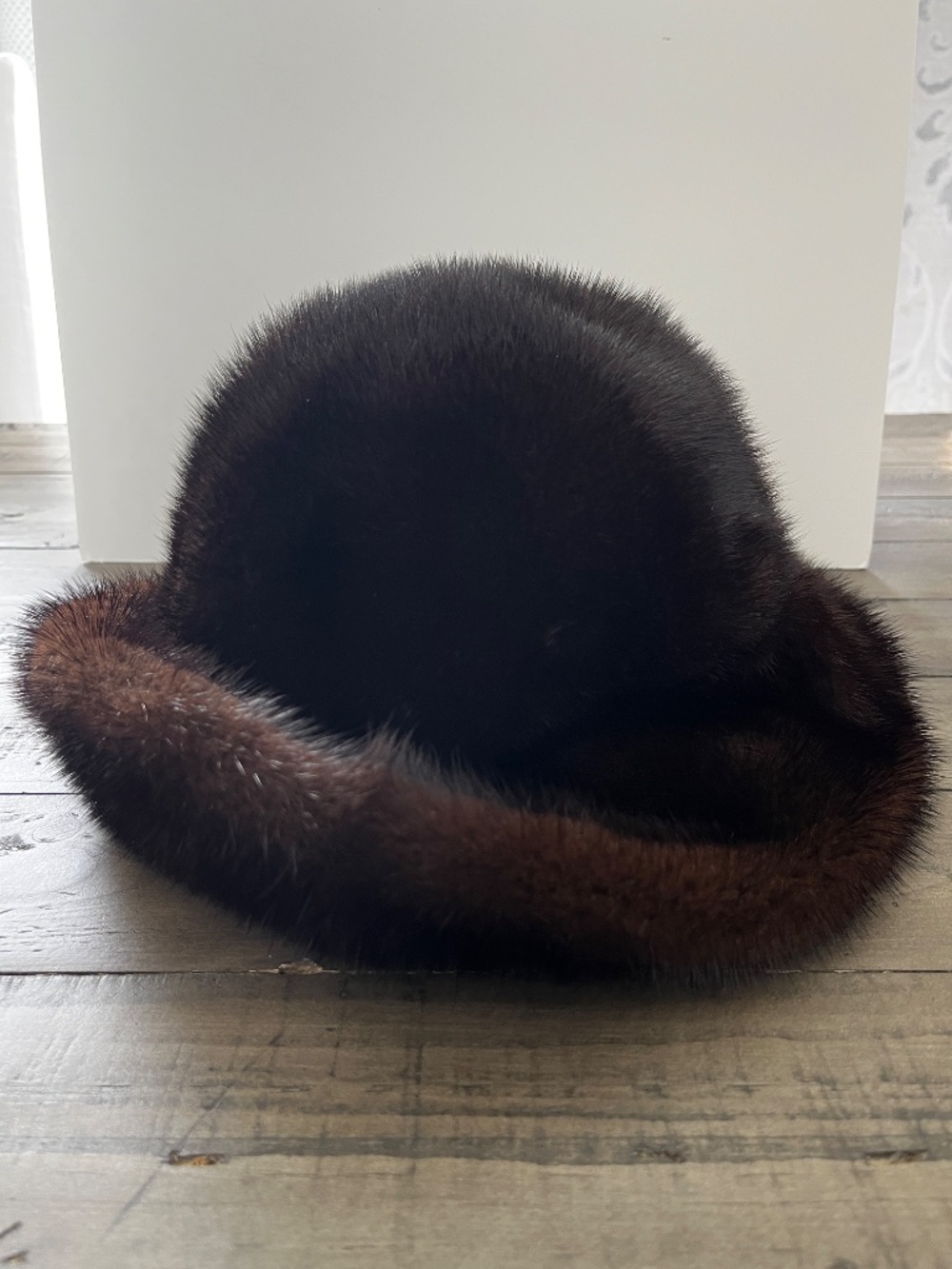 Vintage Grosvenor Canada for Harrods Genuine Dark Brown Mink Fur Hat Cloche Pill - Picture 4 of 5